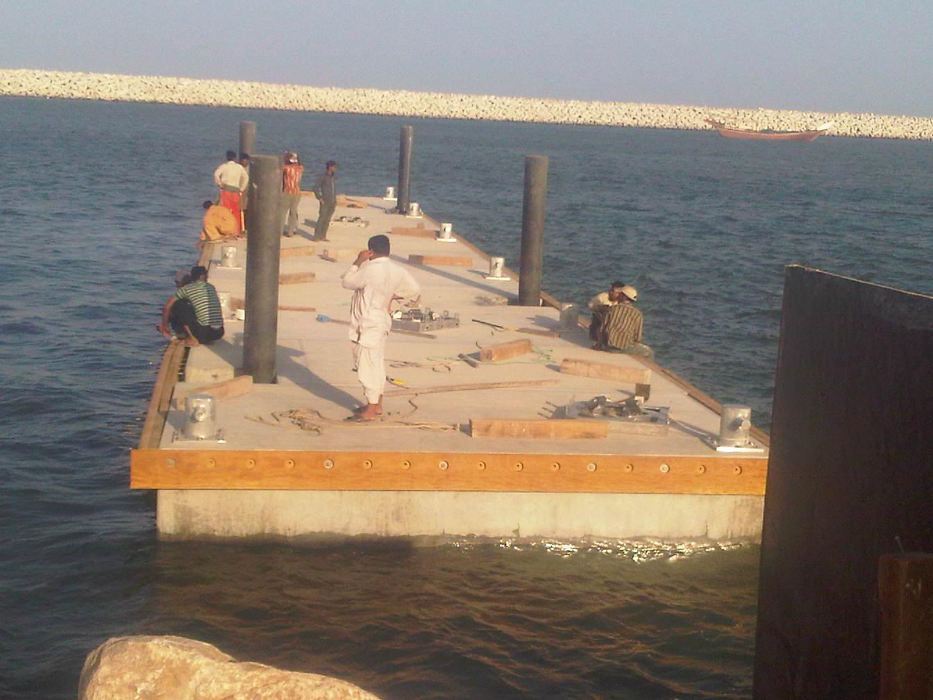 Aluminum Pontoon Installation